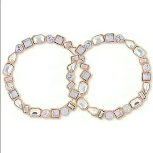 GUESS new Medium Gold-Tone Crystal Front H…